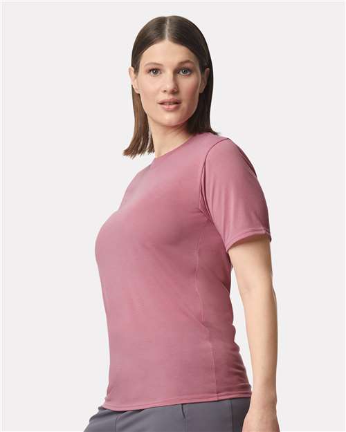 Gildan 42000 Unisex Performance? T-Shirt - Side view