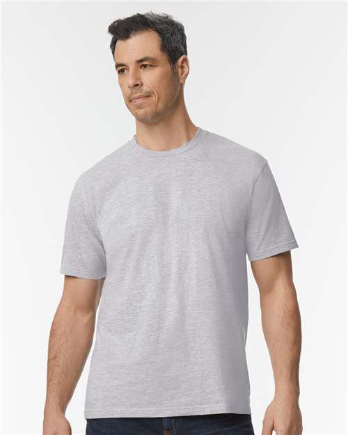 Gildan 65000 Unisex Softstyle? Midweight T-Shirt - Front view
