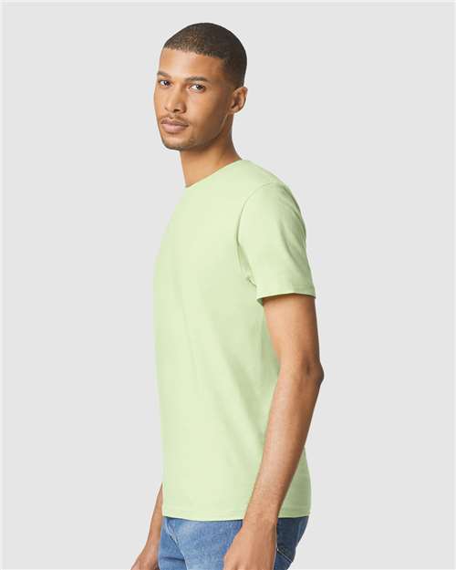 Gildan 64000 Unisex Softstyle? T-Shirt - Side view