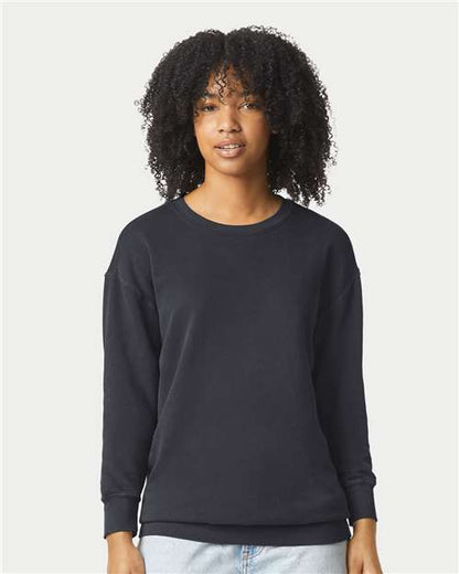 Comfort Colors 1466 Unisex Garment-Dyed Lightweight Crewneck Sweatshirt - Front view
