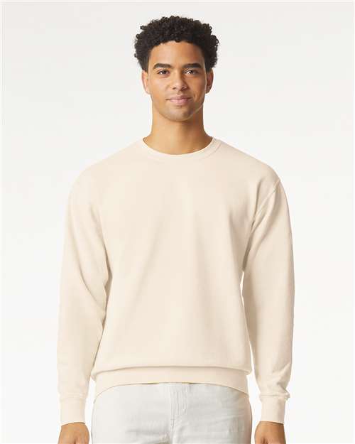 Comfort Colors 1466 Unisex Garment-Dyed Lightweight Crewneck Sweatshirt - Front view