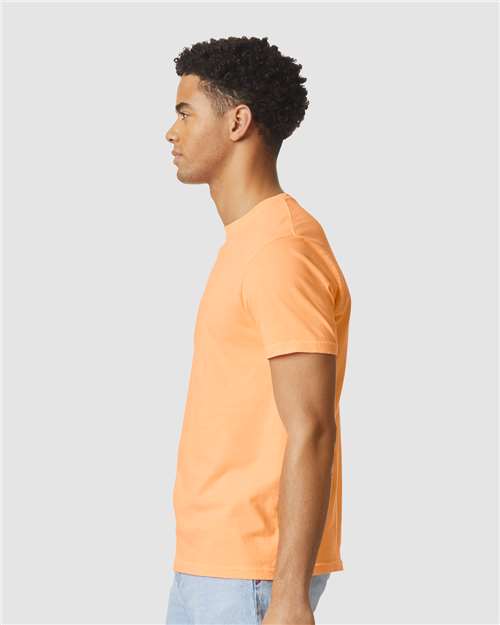 Comfort Colors 1717 Unisex Garment-Dyed Heavyweight T-Shirt - Side view