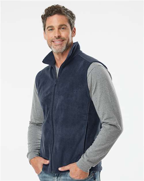 Columbia 212488 Men's Steens Mountain? Vest - Side view