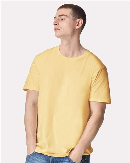 American Apparel 2001 Unisex Fine Jersey Tee - Front view