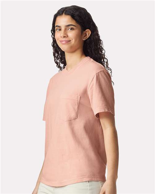 Comfort Colors 6030 Unisex Garment-Dyed Heavyweight Pocket T-Shirt - Side view
