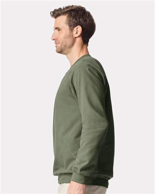 Gildan SF008 Unisex Softstyle? Midweight Quarter-Zip Sweatshirt - Side view