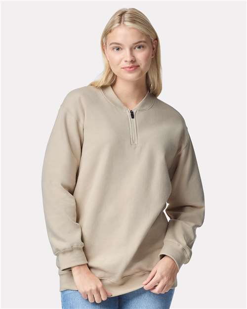 Gildan SF008 Unisex Softstyle? Midweight Quarter-Zip Sweatshirt - Front view