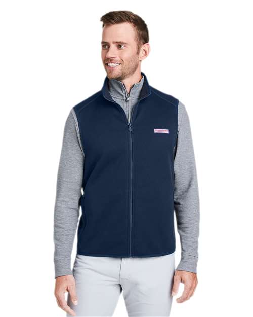 vineyard vines K002713 Men's Mountain Sweater Fleece Vest - Front view