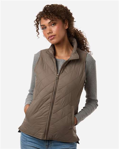 Weatherproof W207359 Women's Vintage Diamond Quilted Vest - Front view