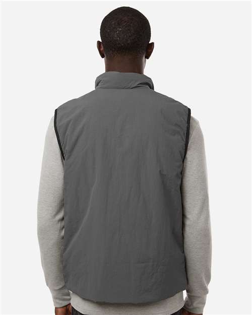 Weatherproof 26714 Men's Commuter Tech Vest - Back view