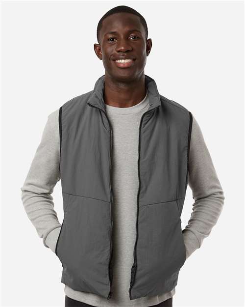 Weatherproof 26714 Men's Commuter Tech Vest - Front view