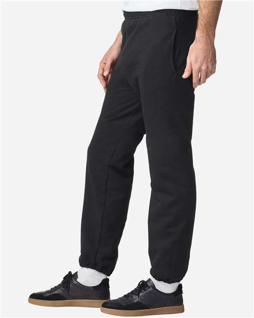 Gildan 18100 Unisex Heavy Blend? Pocket Sweatpants - Side view