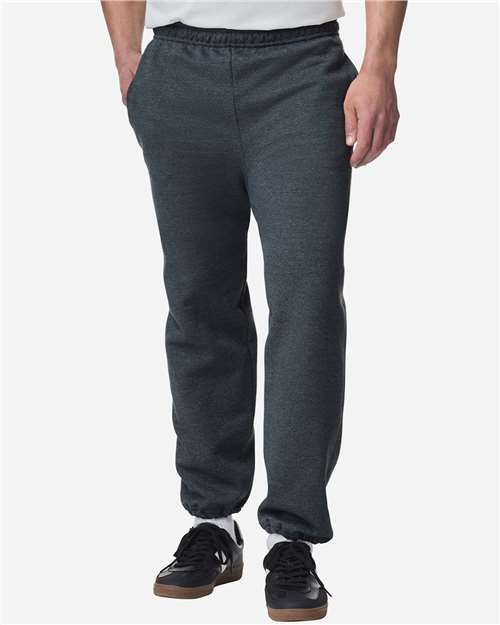 Gildan 18100 Unisex Heavy Blend? Pocket Sweatpants - Front view