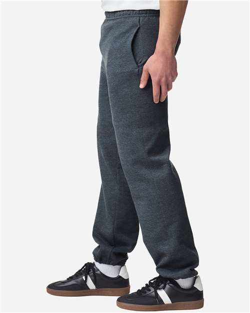 Gildan 18100 Unisex Heavy Blend? Pocket Sweatpants - Side view