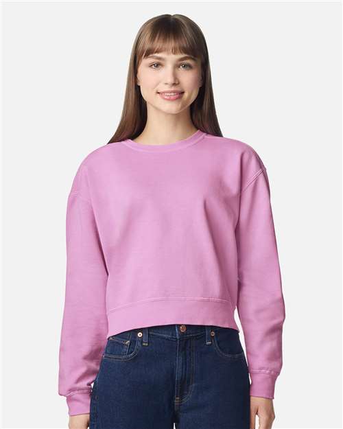 Comfort Colors 1566L Women's Garment-Dyed Mid-Length Crewneck Sweatshirt - Front view
