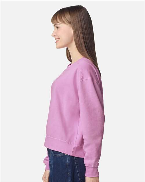 Comfort Colors 1566L Women's Garment-Dyed Mid-Length Crewneck Sweatshirt - Side view