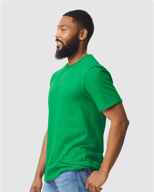 Gildan 64000 Unisex Softstyle? T-Shirt - Side view