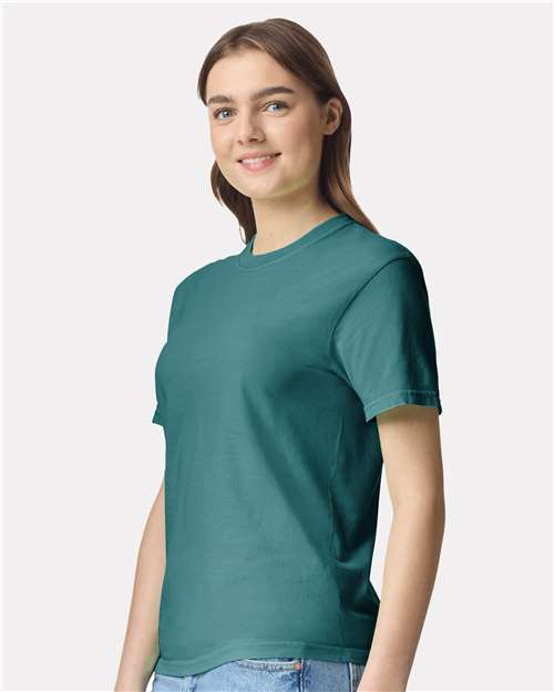 Comfort Colors 1717 Unisex Garment-Dyed Heavyweight T-Shirt - Side view