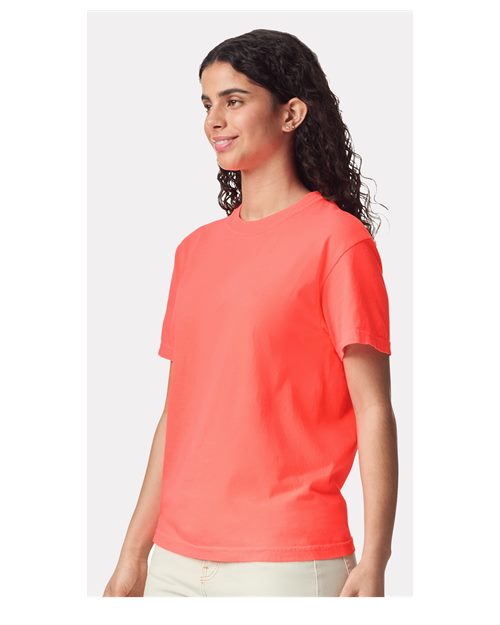 Comfort Colors 1717 Unisex Garment-Dyed Heavyweight T-Shirt - Side view