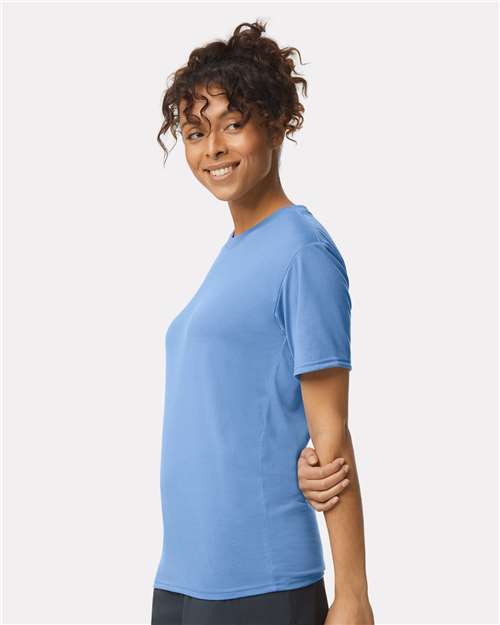 Gildan 42000 Unisex Performance? T-Shirt - Side view