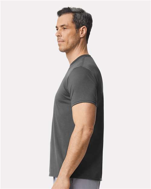 Gildan 42000 Unisex Performance? T-Shirt - Side view