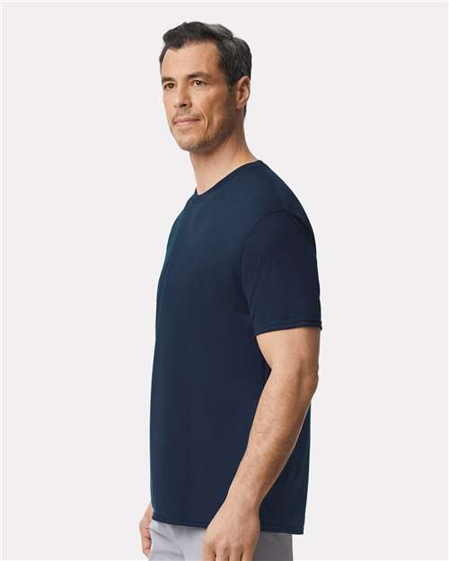Gildan 42000 Unisex Performance? T-Shirt - Side view