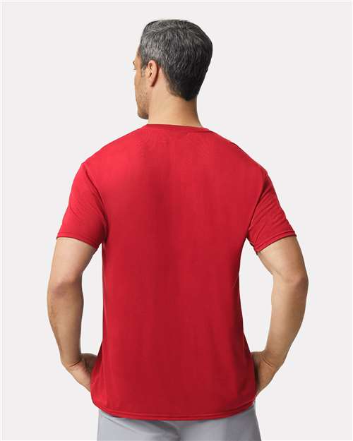 Gildan 42000 Unisex Performance? T-Shirt - Back view