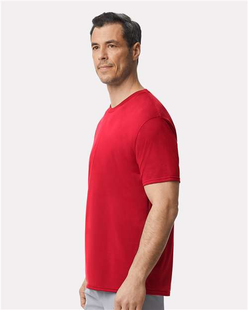 Gildan 42000 Unisex Performance? T-Shirt - Side view