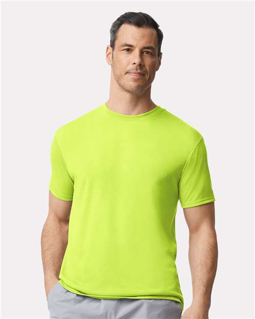 Gildan 42000 Unisex Performance? T-Shirt - Front view