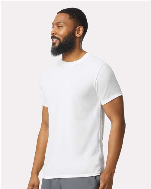 Gildan 42000 Unisex Performance? T-Shirt - Side view