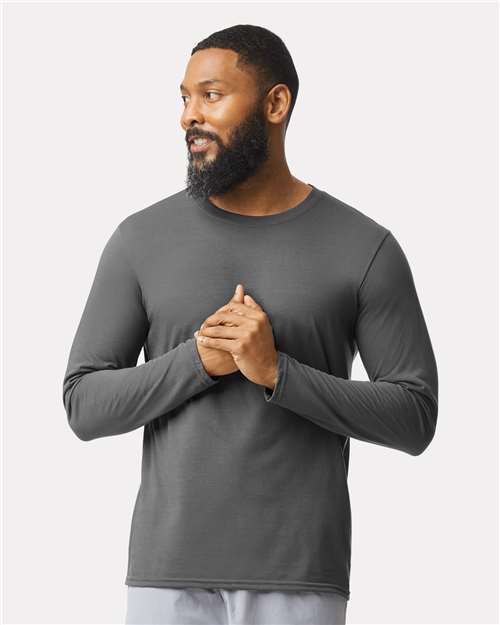 Gildan 42400 Unisex Performance? Long Sleeve T-Shirt - Front view