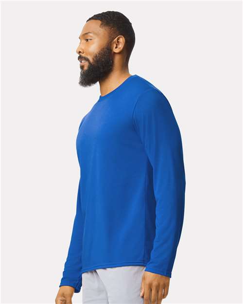 Gildan 42400 Unisex Performance? Long Sleeve T-Shirt - Side view
