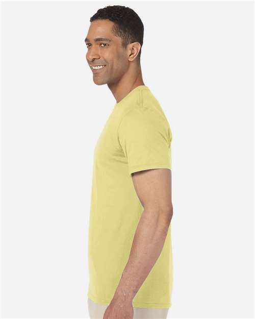 Gildan 64000 Unisex Softstyle? T-Shirt - Side view