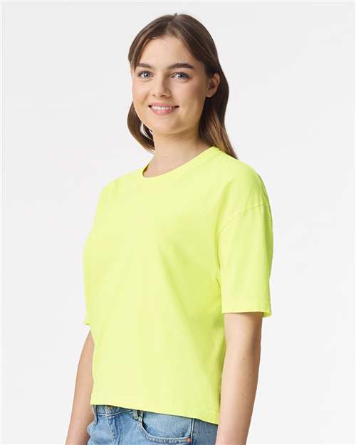 Comfort Colors 3023CL Women's Garment-Dyed Heavyweight Boxy T-Shirt - Side view